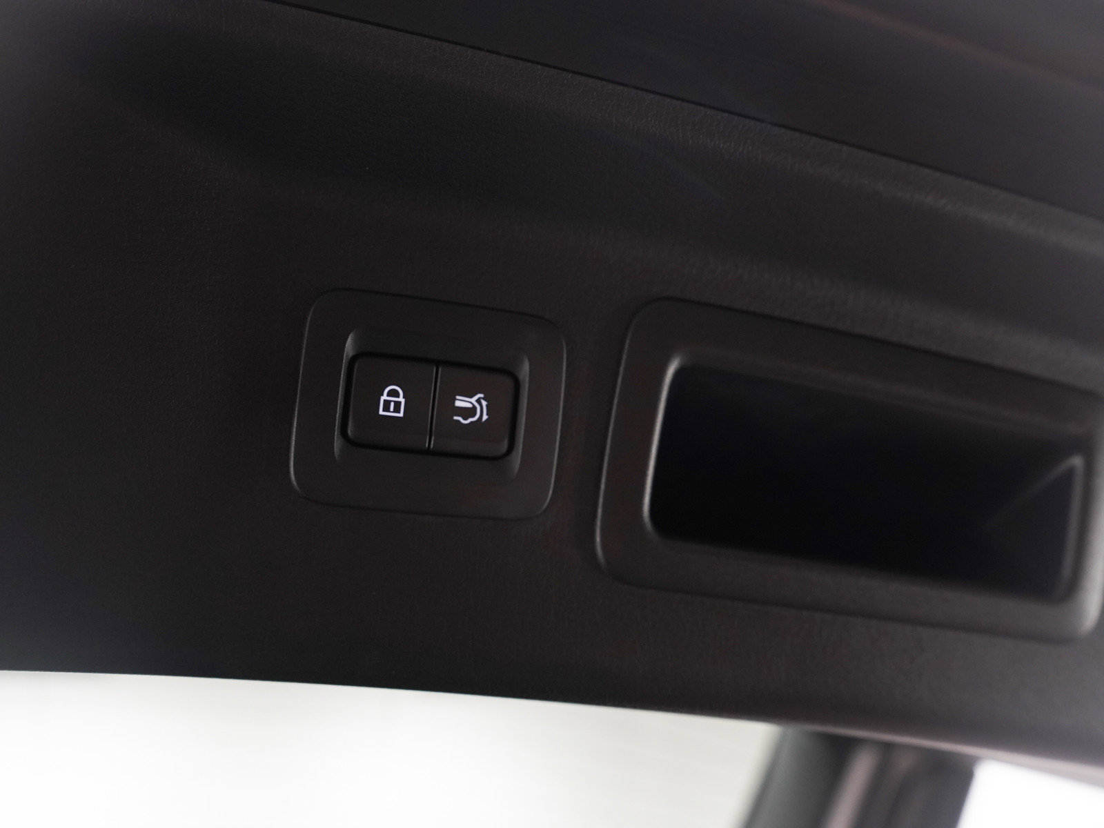 Certified 2024 MAZDA CX-90 Plug-In Hybrid w/ Premium Pkg image 20