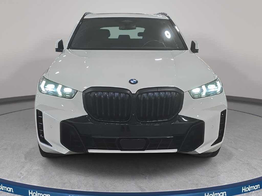 Certified 2024 BMW X5 sDrive40i w/ M Sport Package RWD image 2