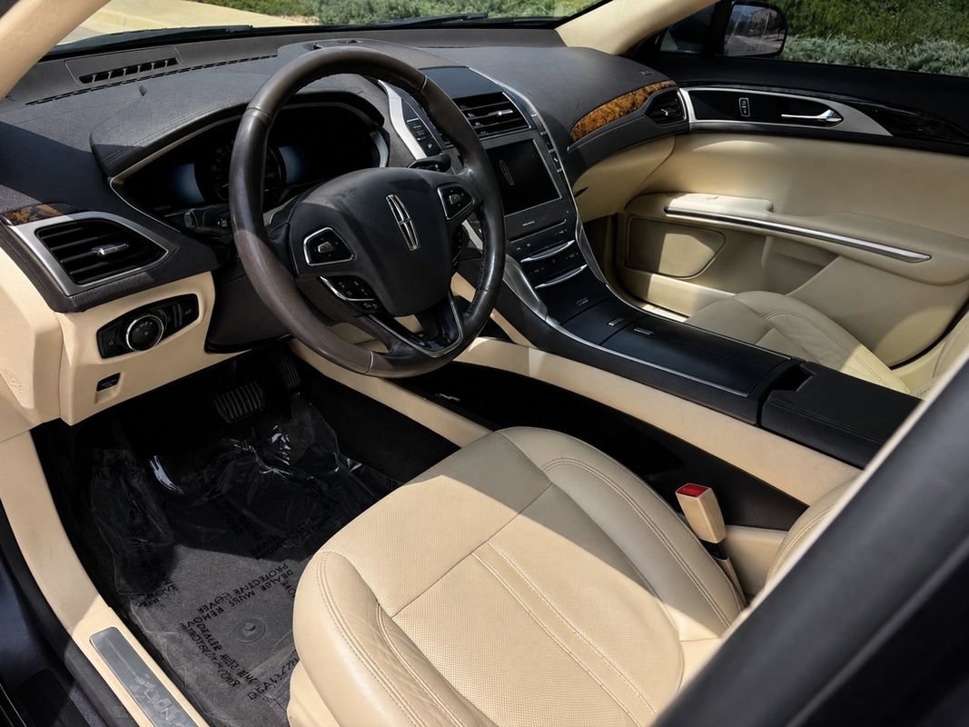 Used 2013 Lincoln MKZ Hybrid FWD image 10