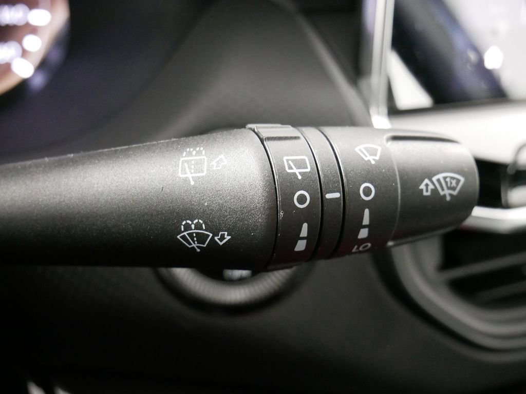 Used 2024 Jeep Compass Latitude w/ Convenience Group image 33