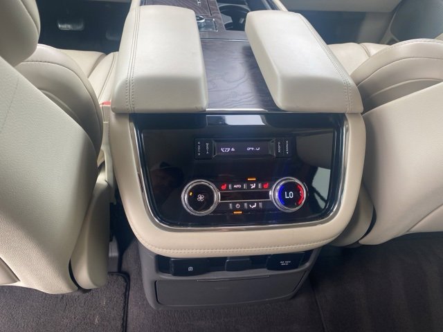 Used 2020 Lincoln Navigator Reserve w/ Luxury Package image 13