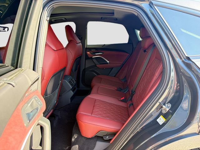 Used 2025 Audi SQ5 Premium Plus AWD/4WD image 21