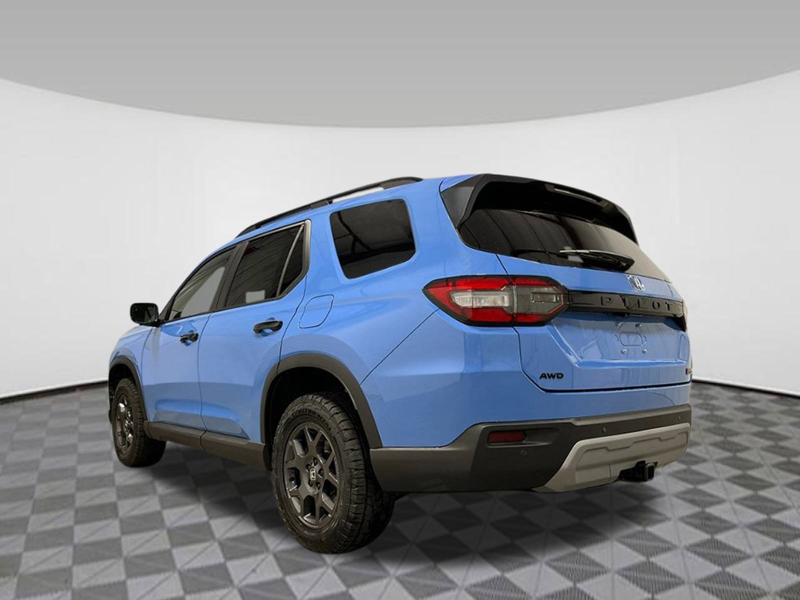 New 2025 Honda Pilot TrailSport image 3