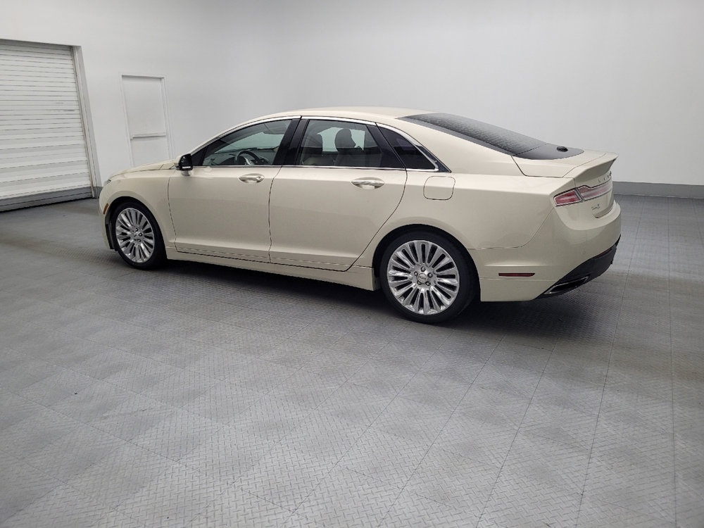 Used 2016 Lincoln MKZ image 3
