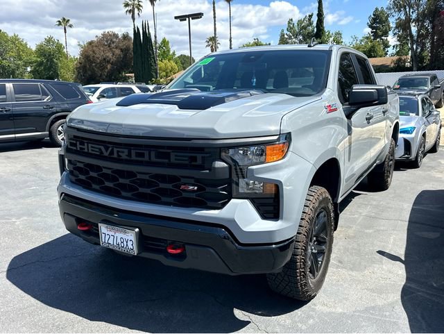 Used 2024 Chevrolet Silverado 1500 Custom Trail Boss AWD/4WD image 3