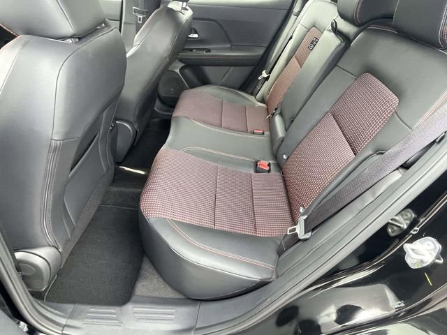 Used 2025 Nissan Kicks SR w/ Illumination Package FWD image 11