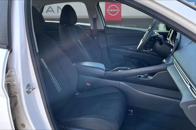 Used 2023 Hyundai Elantra SEL image 25