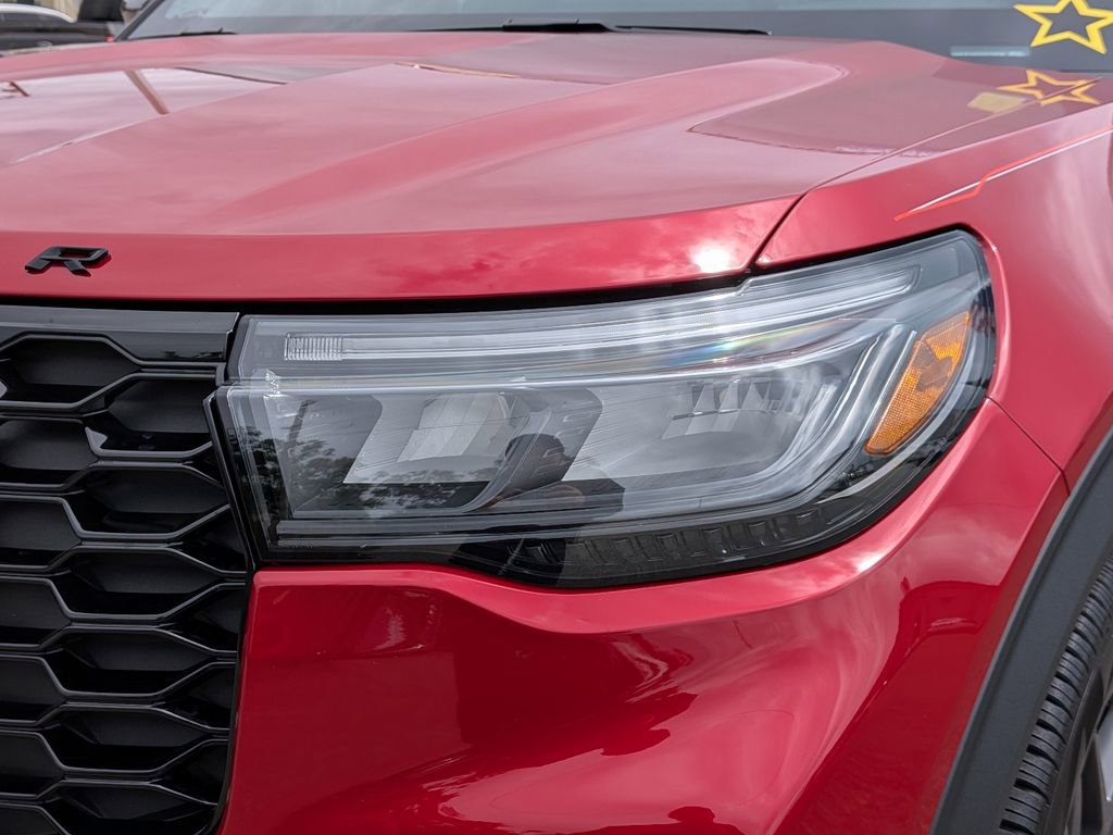 Certified 2025 Ford Explorer ST-Line w/ Premium Package image 10