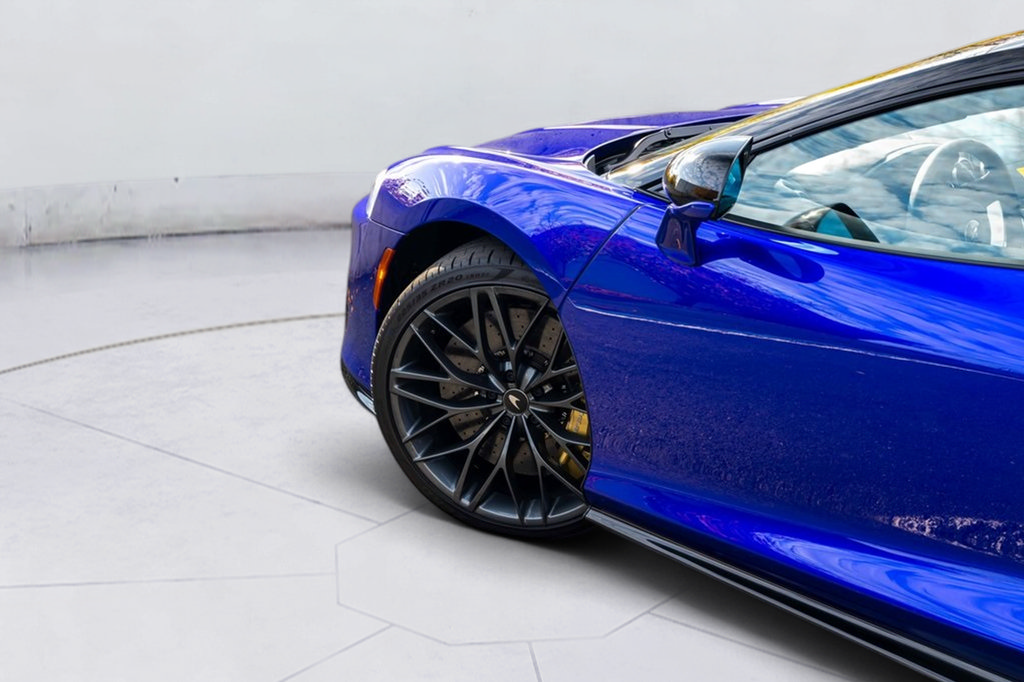 New 2025 McLaren GTS RWD image 36