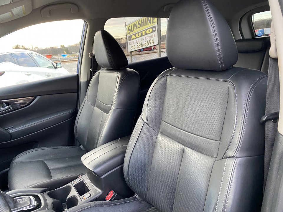 Used 2018 Nissan Rogue SL FWD image 10