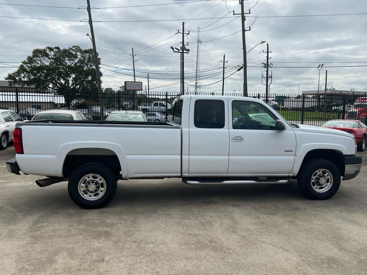 Used 2005 Chevrolet Silverado 2500 LS w/ Heavy-Duty Power Package RWD image 7