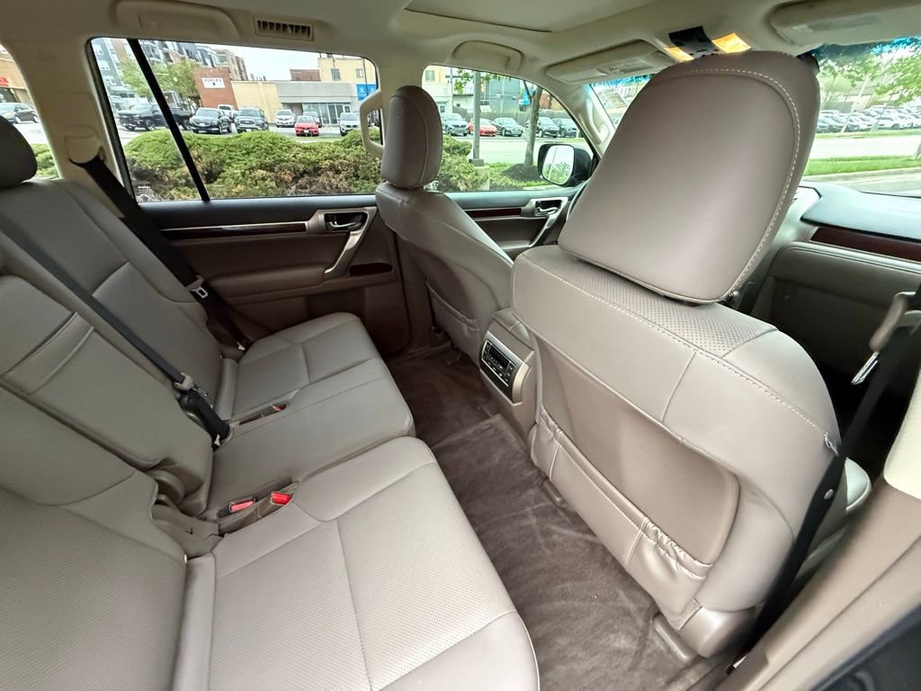 Used 2019 Lexus GX 460 Premium AWD/4WD image 29
