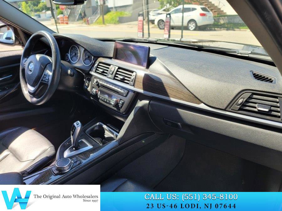 Used 2015 BMW 328i xDrive Sedan AWD/4WD image 12