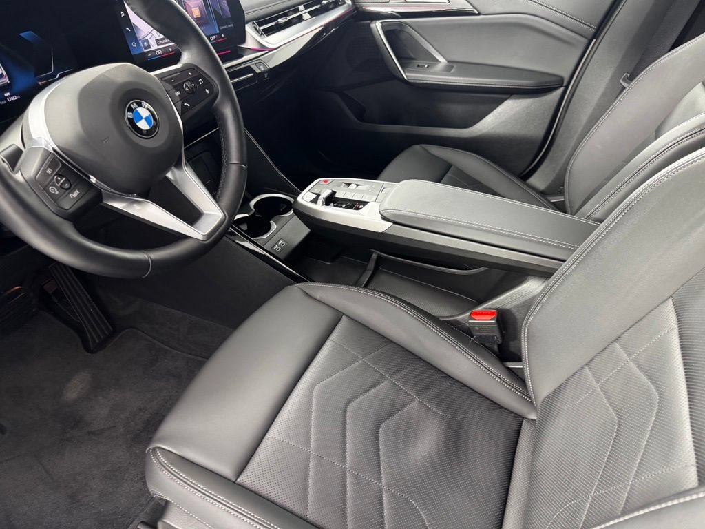 Used 2023 BMW X1 xDrive28i w/ Convenience Package AWD/4WD image 14