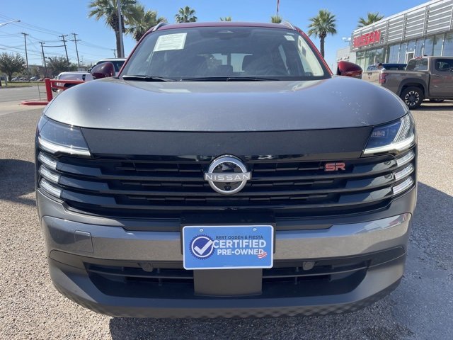 Used 2025 Nissan Kicks SR image 2