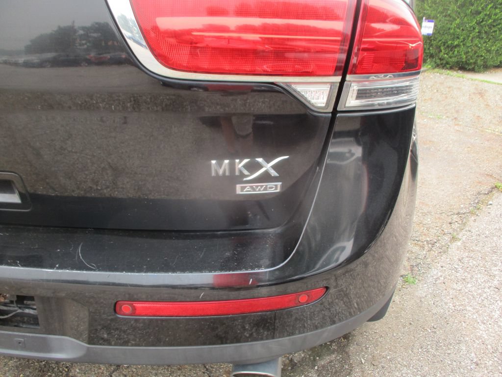 Used 2012 Lincoln MKX AWD image 6