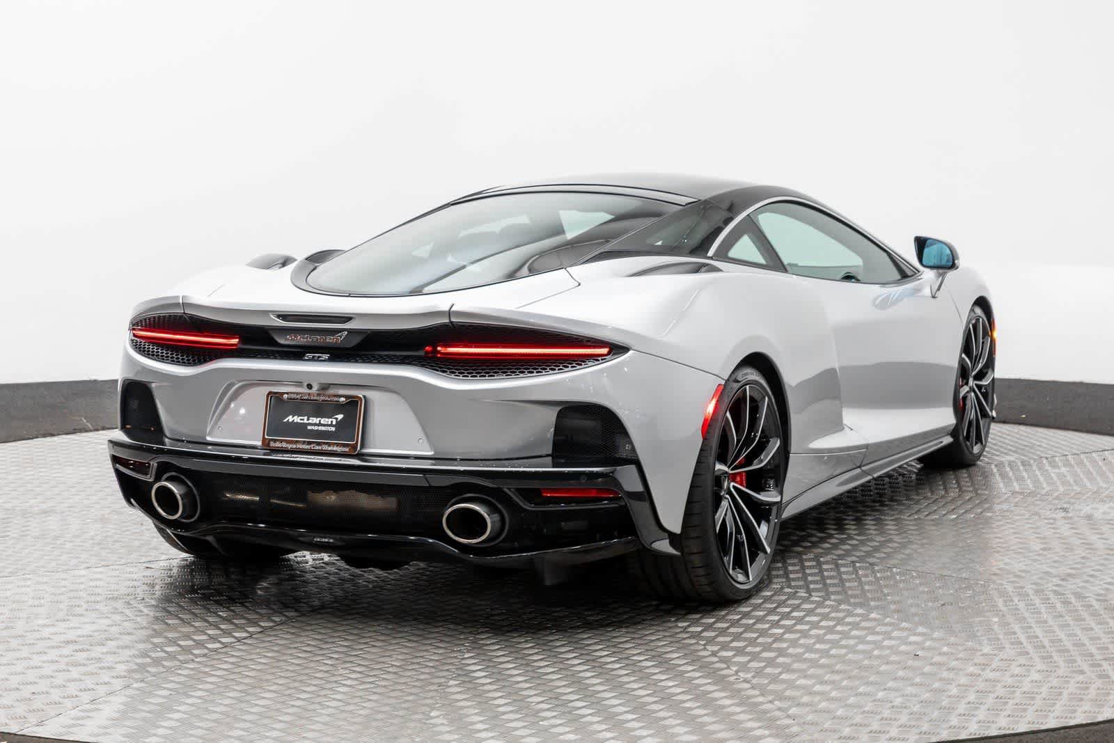 Used 2025 McLaren GTS RWD image 21