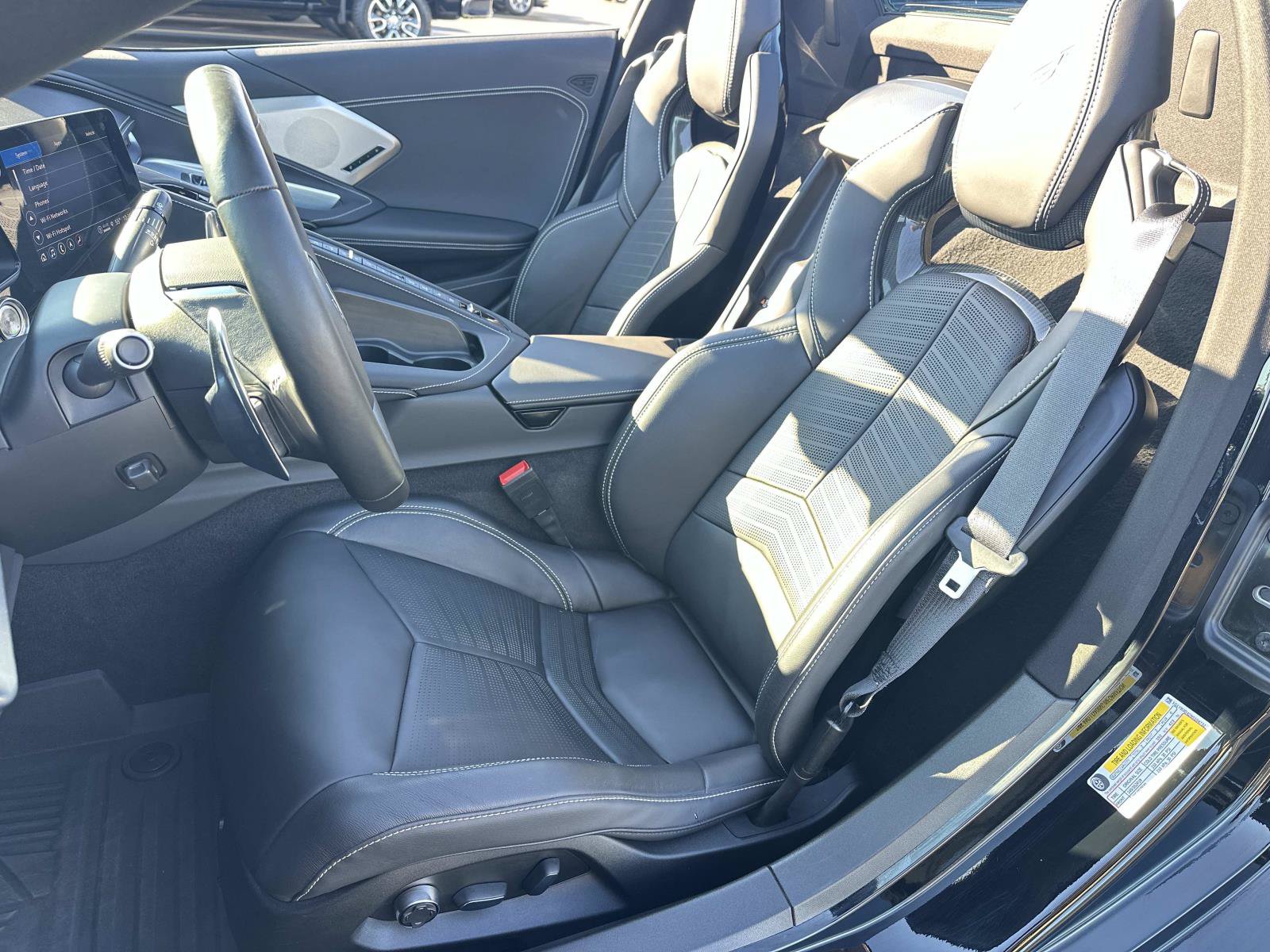 Used 2022 Chevrolet Corvette Stingray Preferred Conv RWD image 17