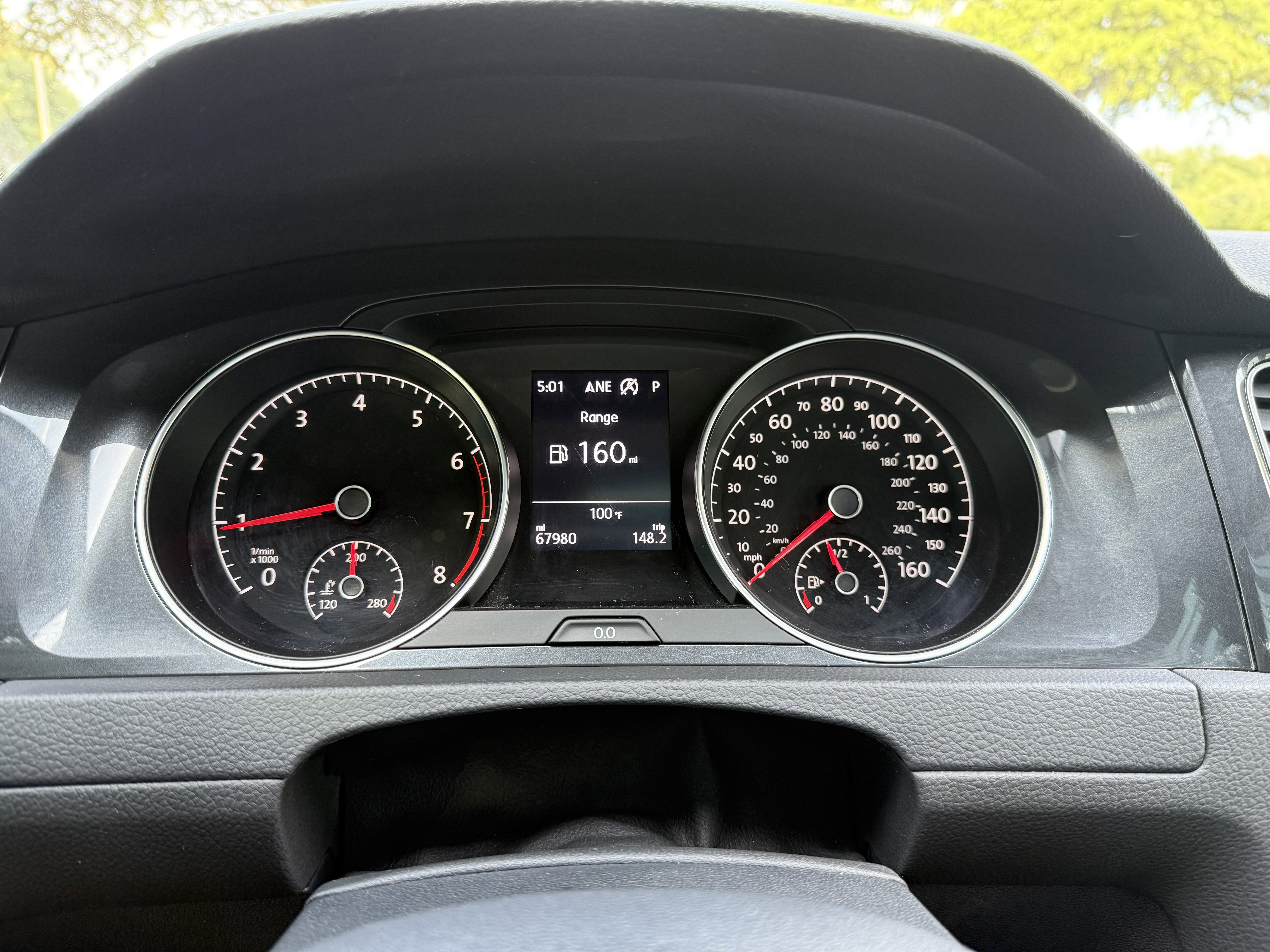 Used 2019 Volkswagen Golf SE image 37