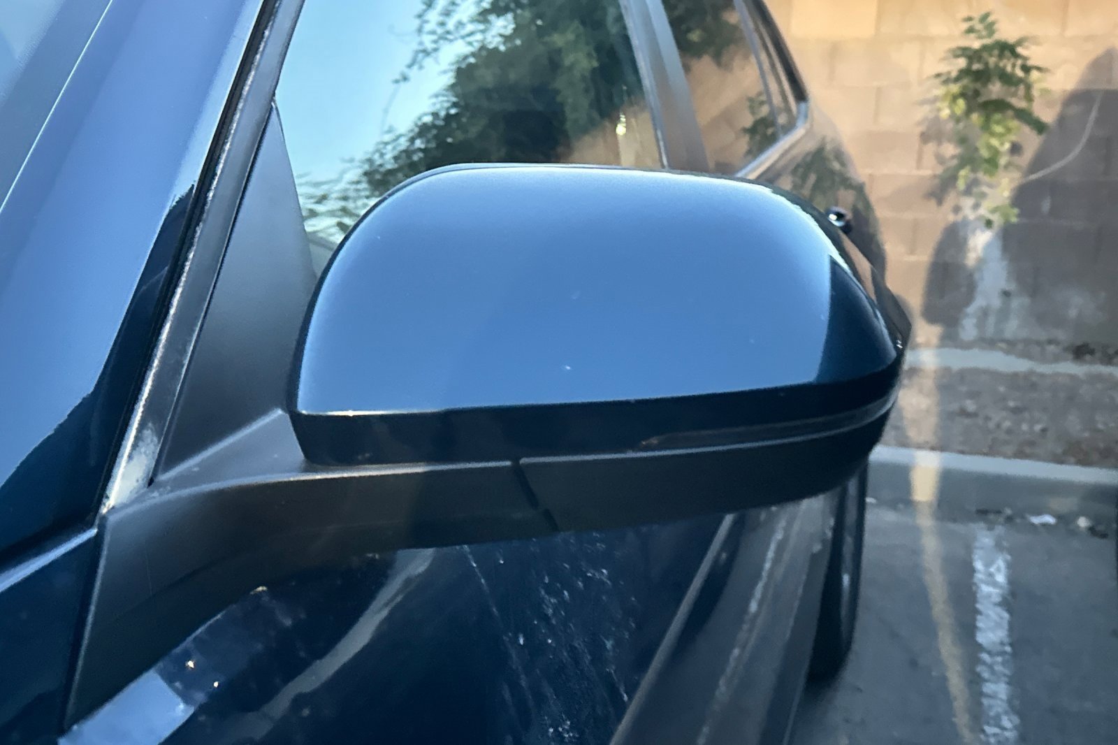 Used 2022 Volkswagen Atlas Cross Sport SE image 11