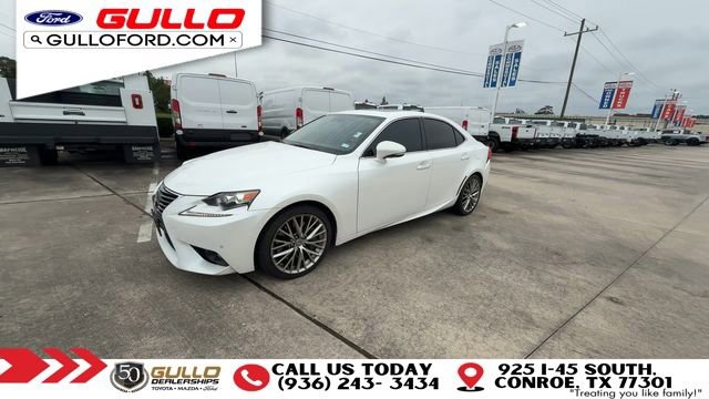 Used 2016 Lexus IS 200t RWD image 4