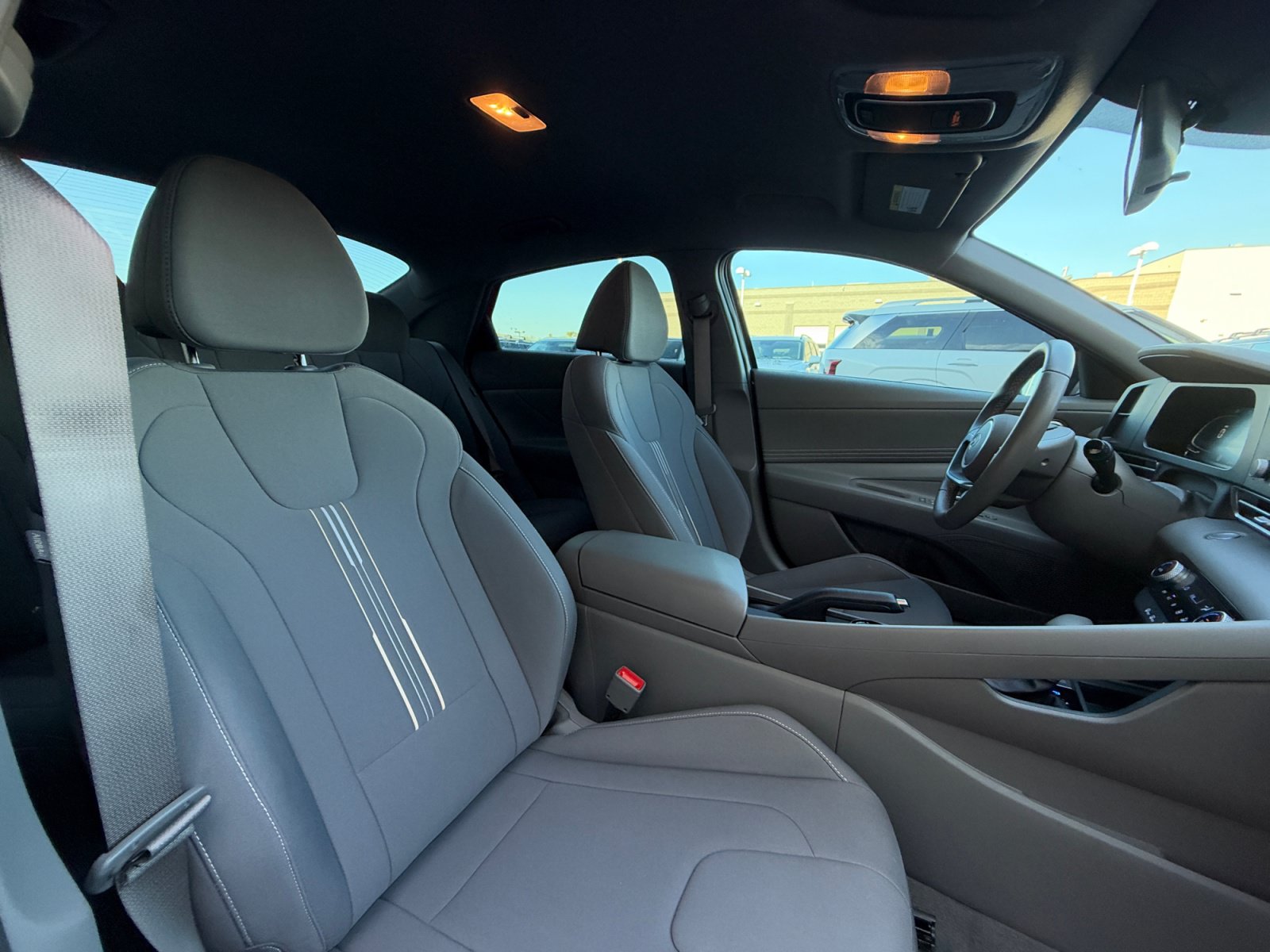 Certified 2025 Hyundai Elantra Sport FWD image 19
