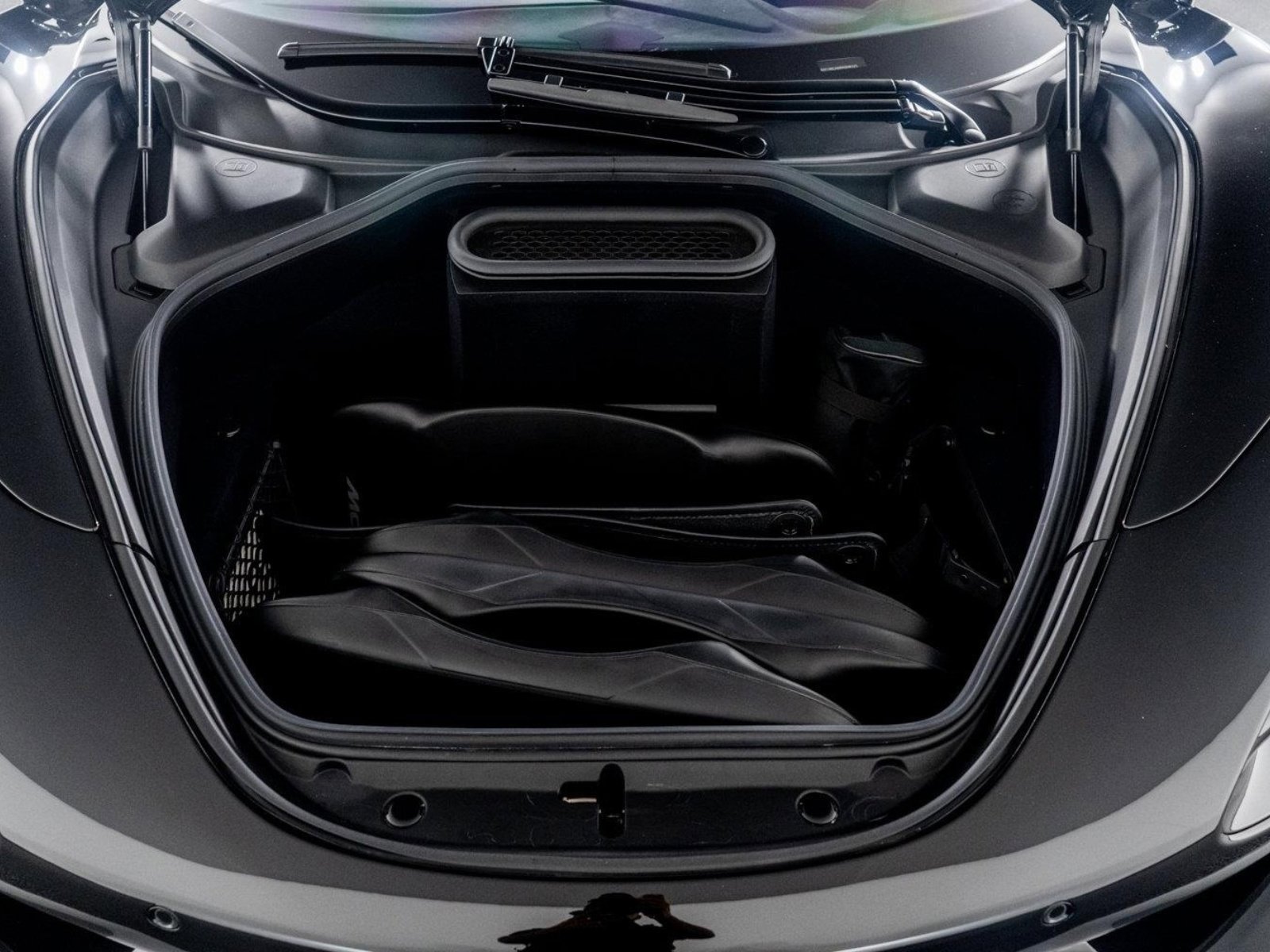 Used 2024 McLaren 750S Spider image 50