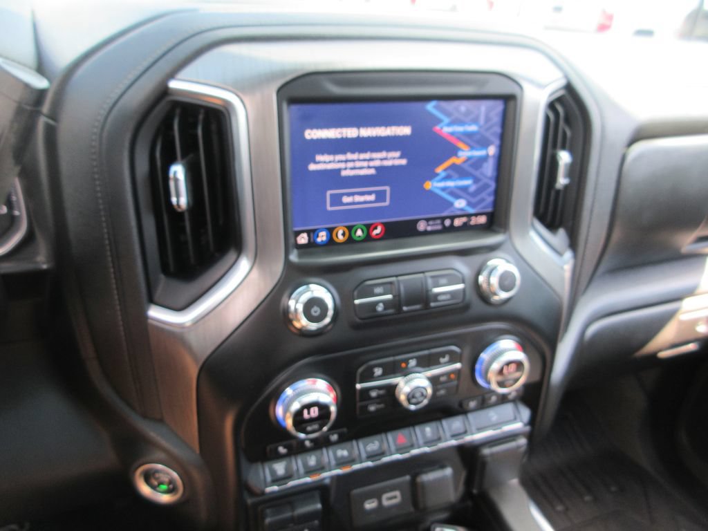 Used 2021 GMC Sierra 2500 Denali w/ Denali Ultimate Package AWD/4WD image 34