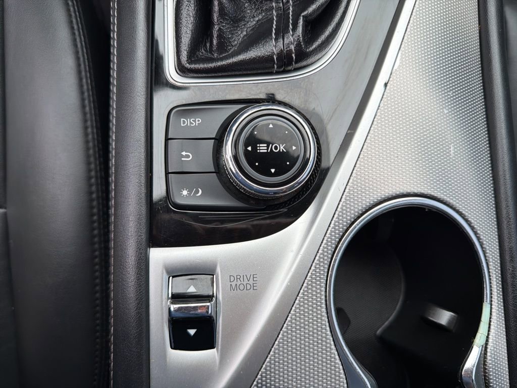 Used 2016 INFINITI Q50 2.0t w/ Moonroof Package image 41