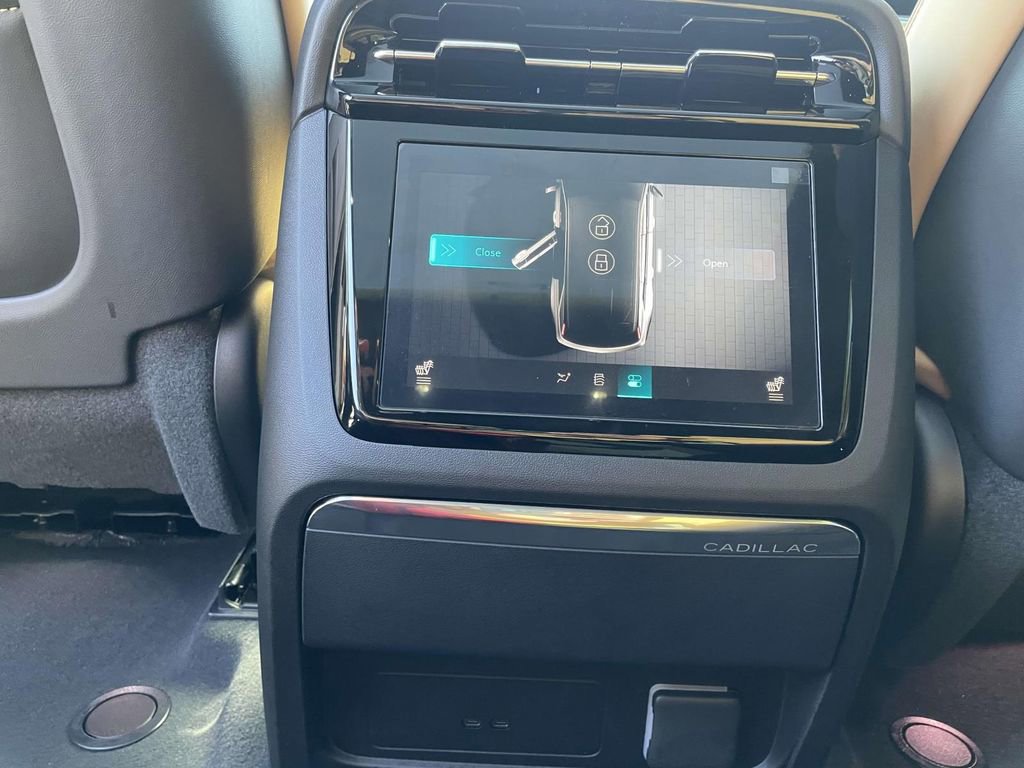 New 2025 Cadillac Escalade IQ Sport 2 w/ LPO, ONYX Package image 13