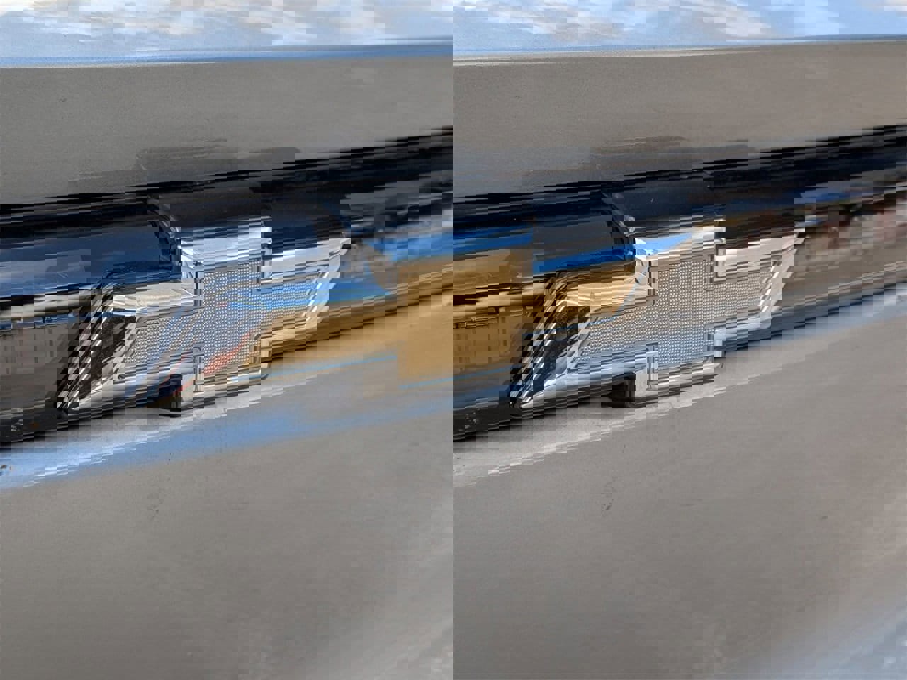 New 2026 Chevrolet Equinox EV LT image 5