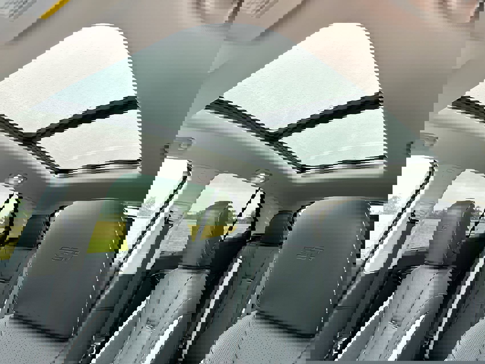 New 2025 Buick Envision Sport Touring image 26