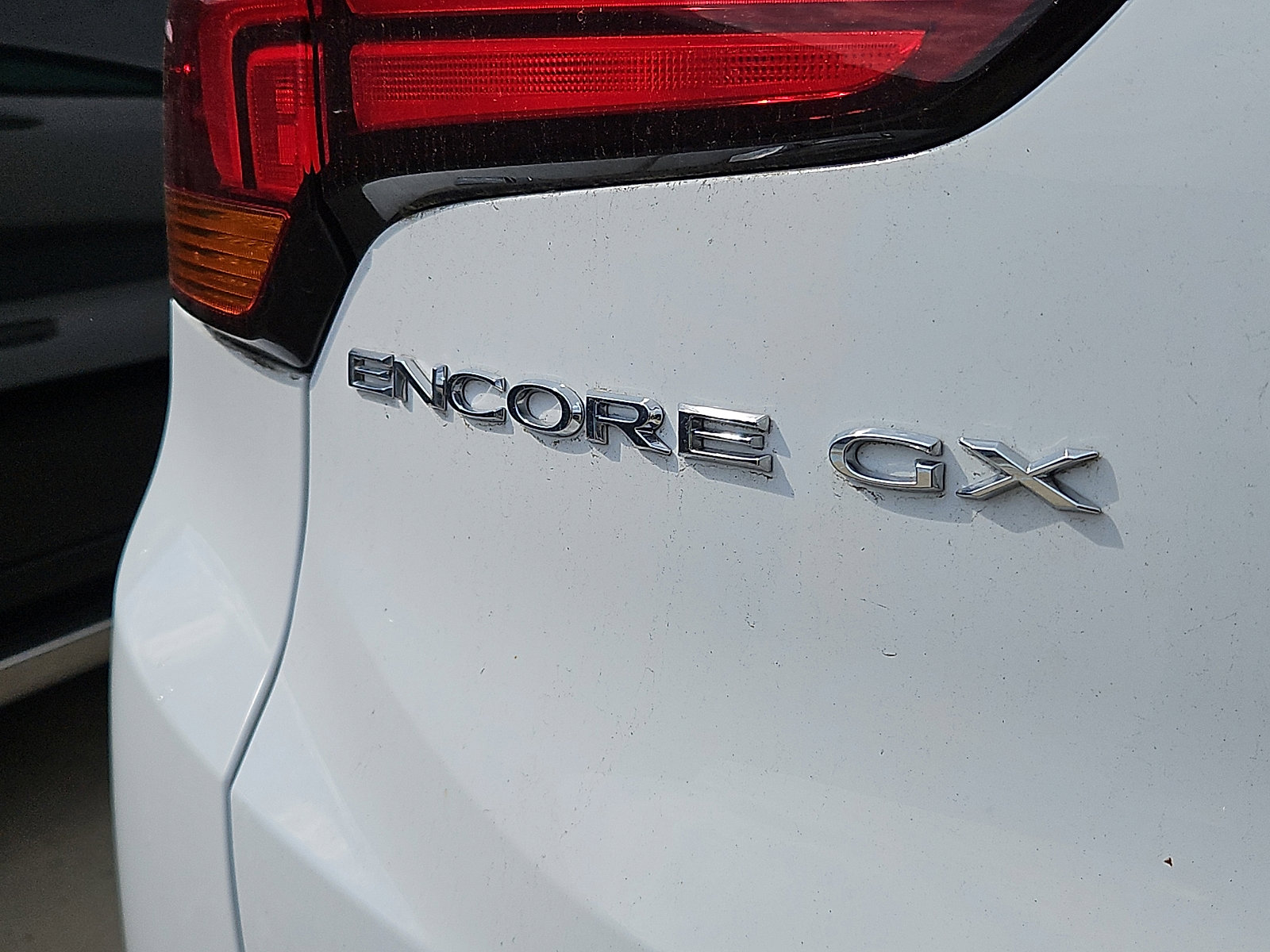 Certified 2023 Buick Encore GX Preferred FWD image 9