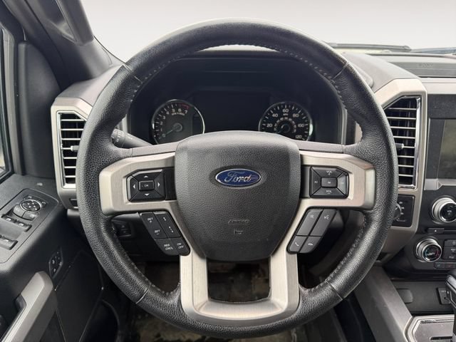 Used 2015 Ford F150 Platinum w/ Equipment Group 701A Luxury AWD/4WD image 12