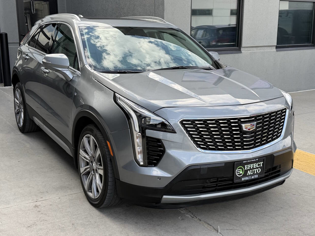 Used 2023 Cadillac XT4 Premium Luxury image 7