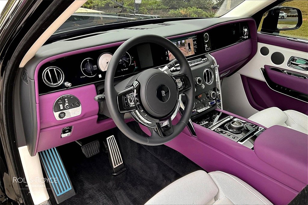 Certified 2025 Rolls-Royce Cullinan image 14