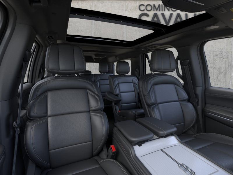 New 2026 Lincoln Navigator L Reserve AWD/4WD image 10