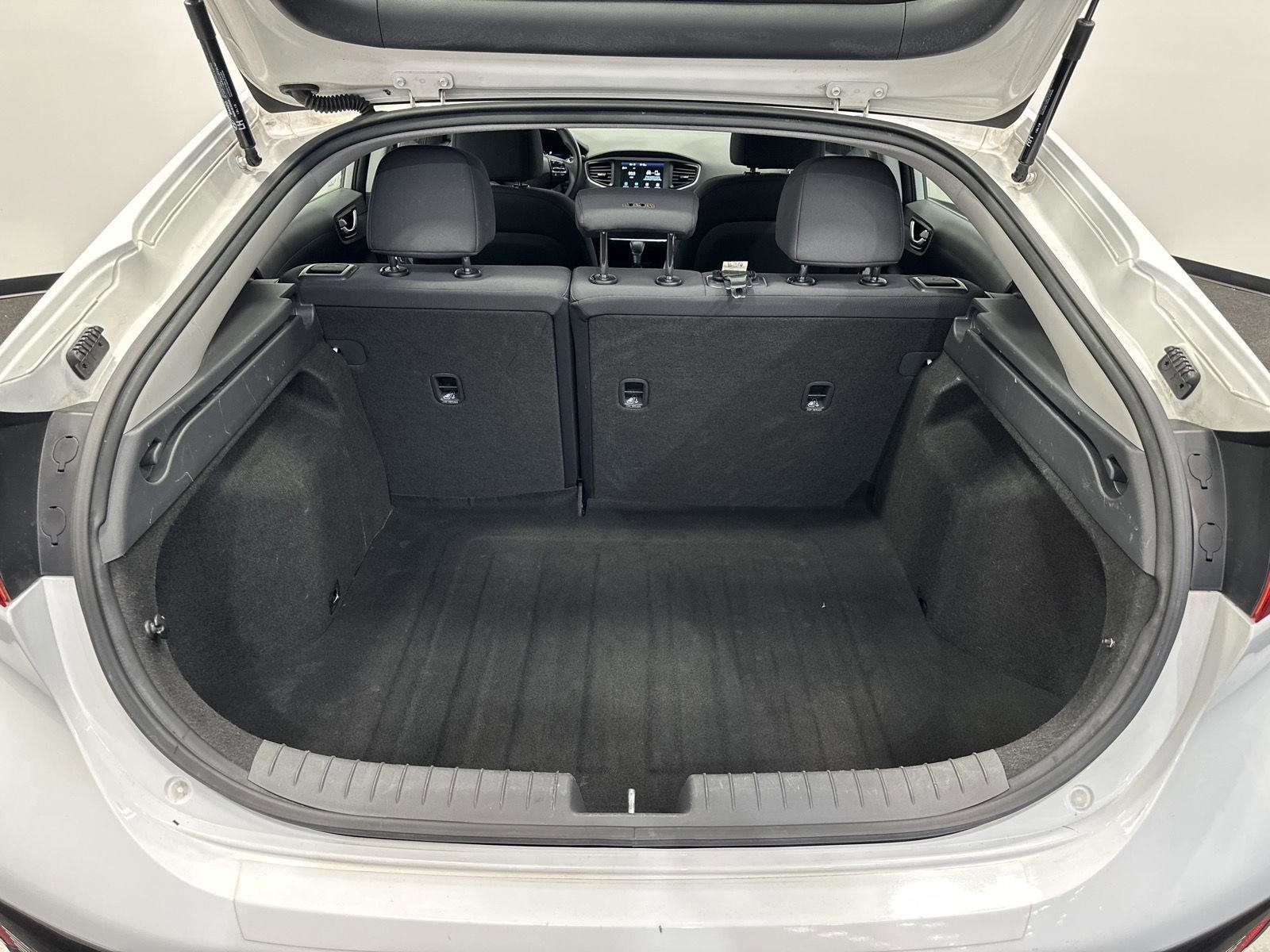 Used 2019 Hyundai Ioniq SEL image 24