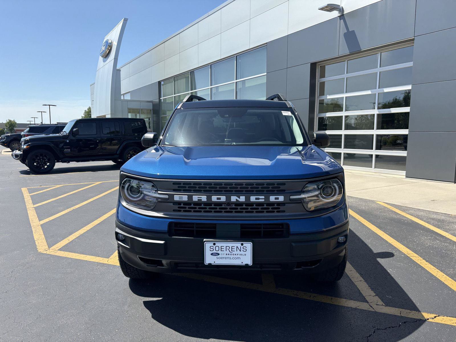 Used 2023 Ford Bronco Sport Badlands w/ Premium Package AWD/4WD image 2
