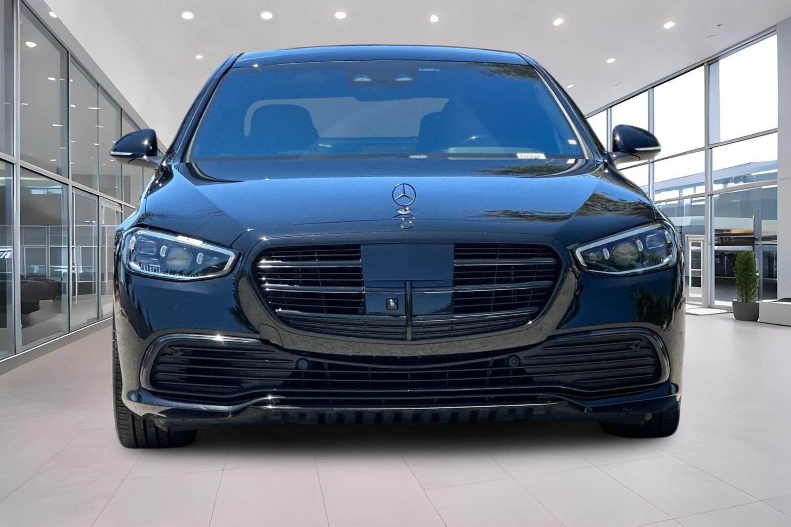 Used 2021 Mercedes-Benz S 580 4MATIC Sedan w/ Warmth & Comfort Package image 9