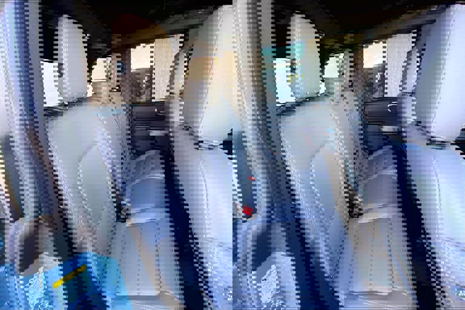 Used 2023 Ford Bronco Outer Banks w/ Sasquatch Package image 19