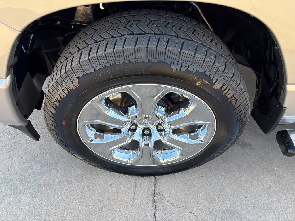 Used 2021 RAM 1500 Big Horn AWD/4WD image 9