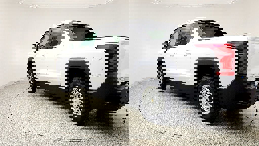 Used 2024 Chevrolet Silverado EV W/T AWD/4WD image 7