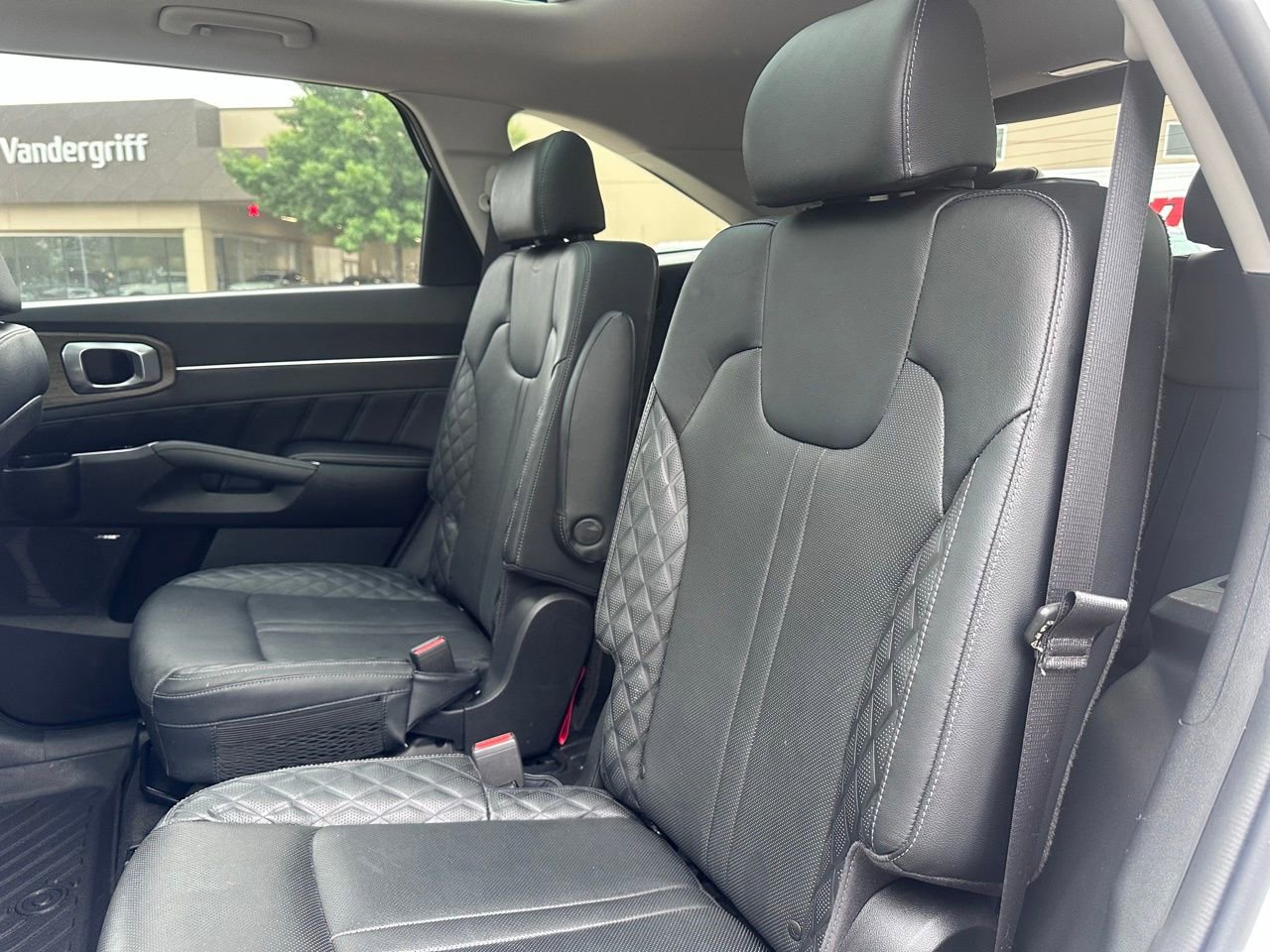 Used 2021 Kia Sorento SX Prestige image 18