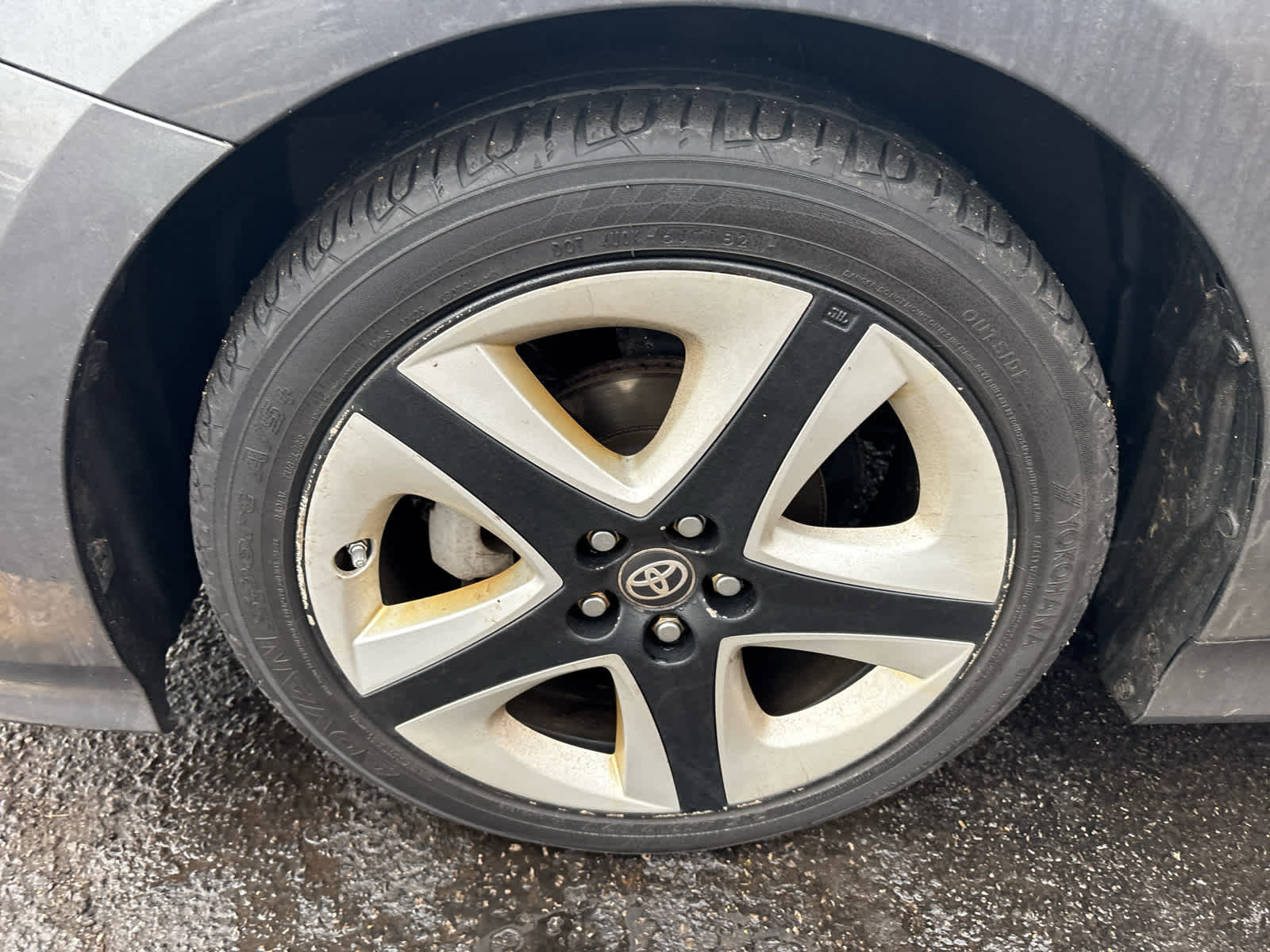 Used 2016 Toyota Prius Four Touring image 14