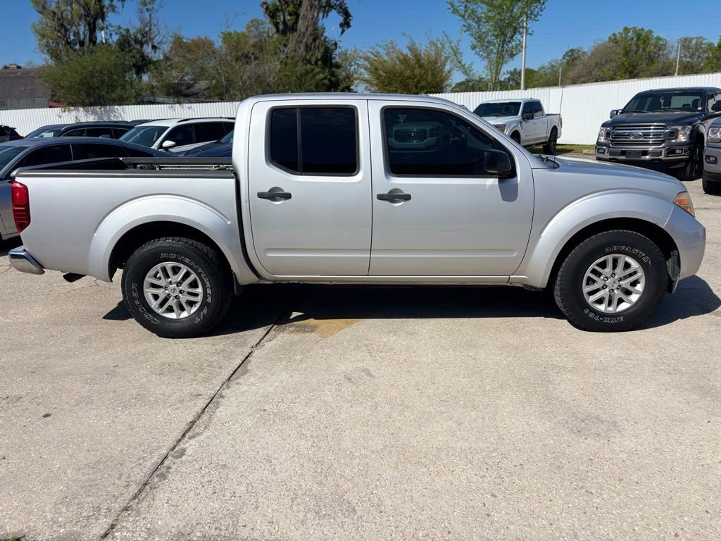 Used 2014 Nissan Frontier SV w/ SV Value Truck Package RWD image 6