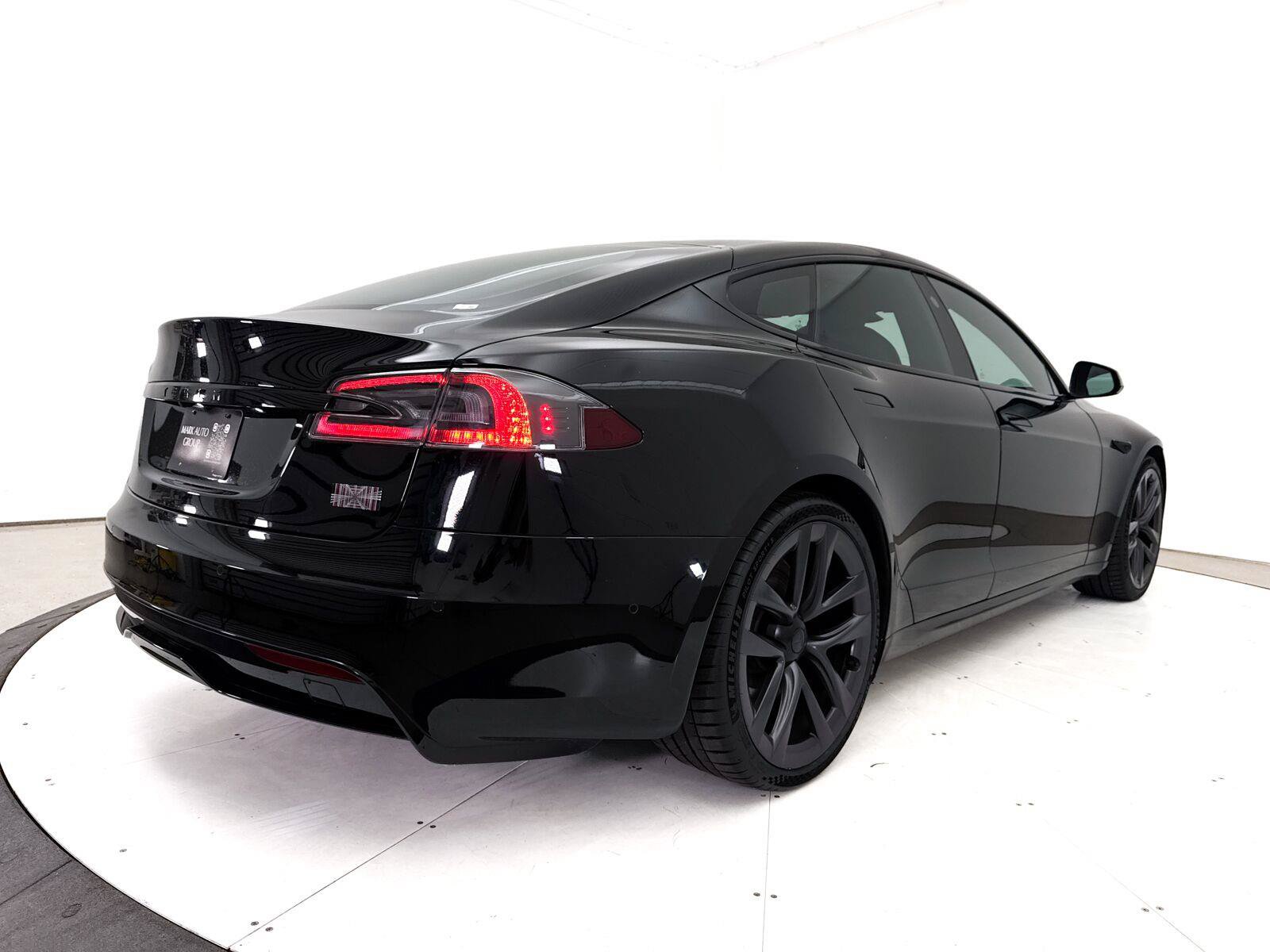 Used 2021 Tesla Model S Plaid AWD/4WD image 16