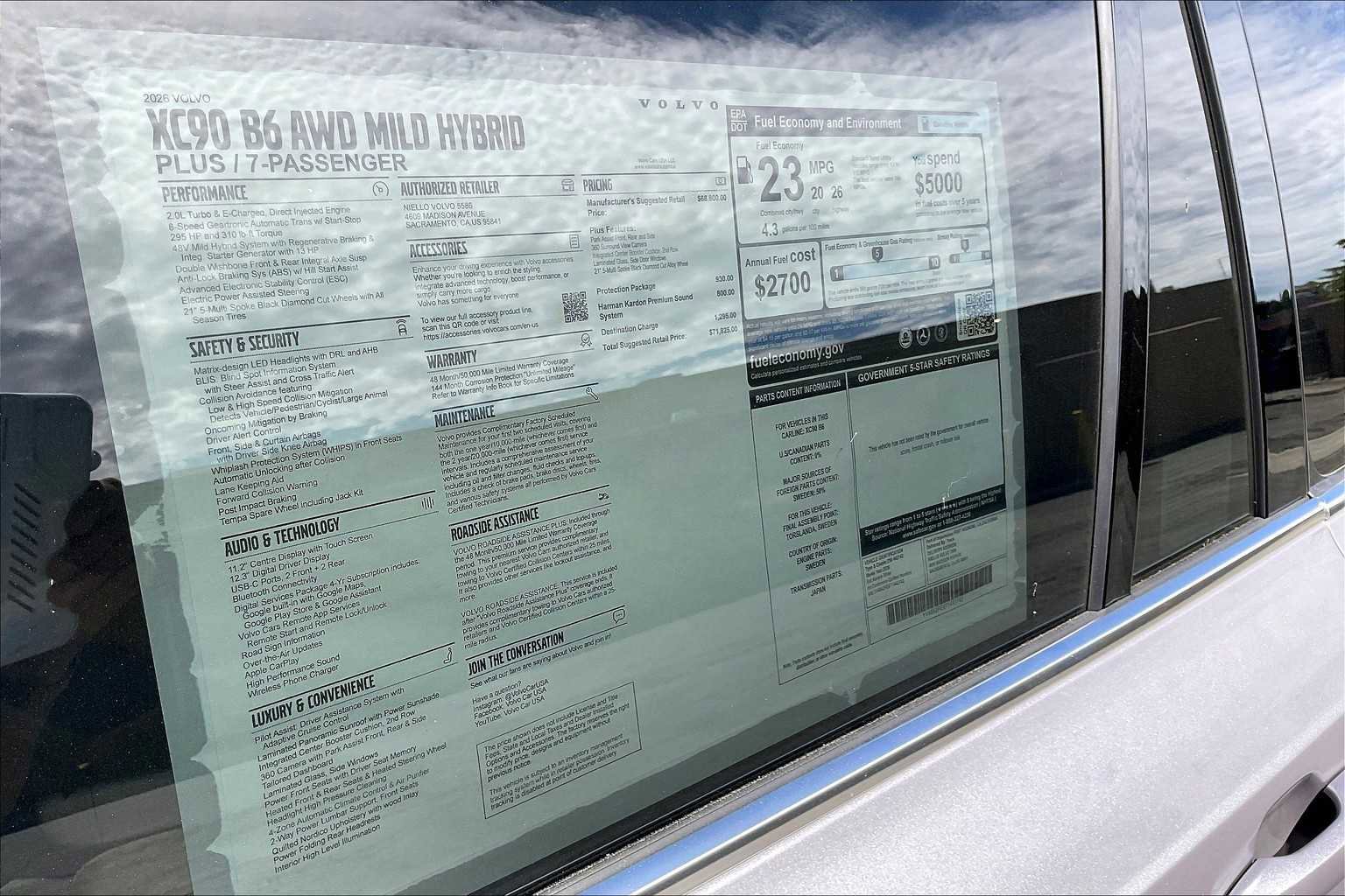 New 2026 Volvo XC90 B6 Plus w/ Protection Package Premier image 37