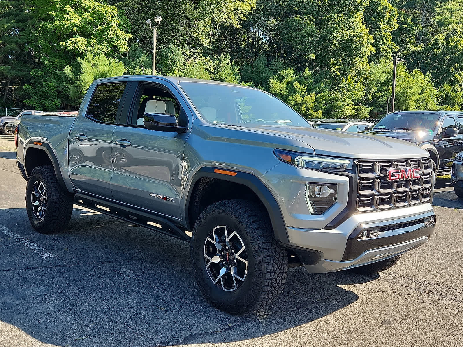 Used 2024 GMC Canyon AT4X image 4