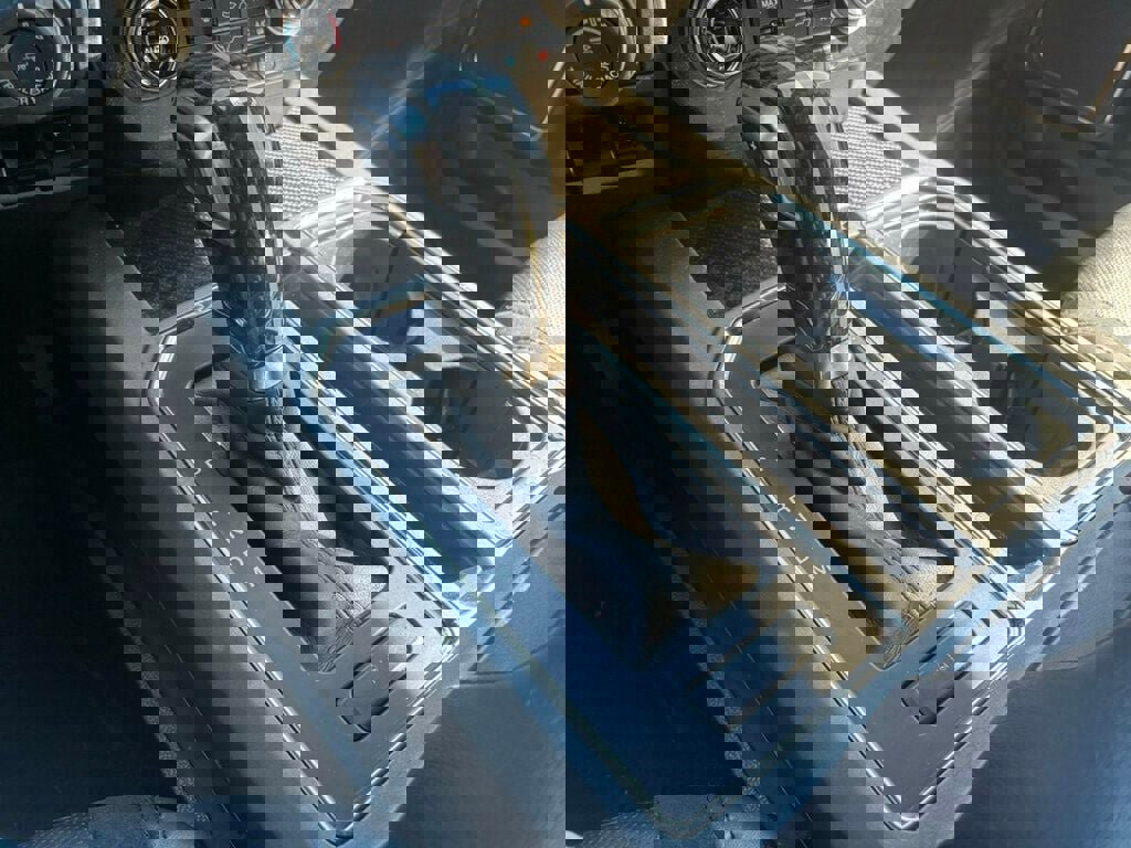 Used 2020 Ford F150 Raptor w/ Equipment Group 802A Luxury image 33